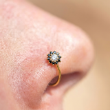 Midnight Bloom β Silver & Black Floral Nose Pin